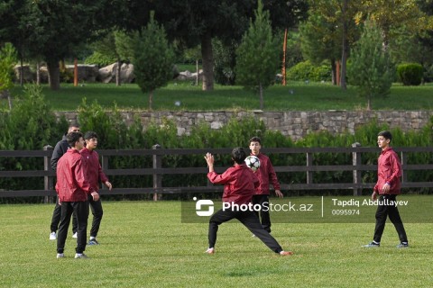 Ronaldinho met with young football players in Baku - PHOTO - VIDEO