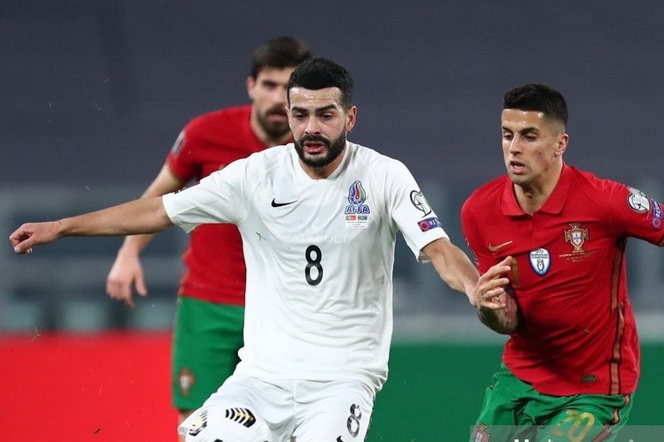 Emin Mahmudov yığmadan kənarlaşdırılıb