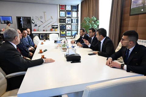 Fərid Qayıbov Fatih Terimlə Azərbaycan futbolunu müzakirə edib - FOTO