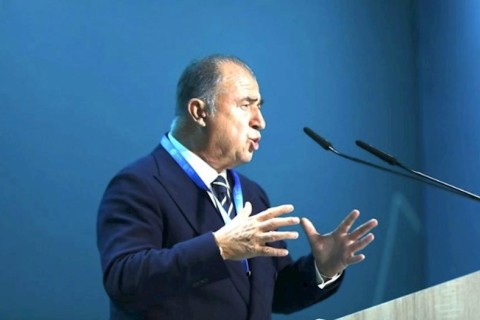 Фатих Терим обратился к Рашаду: "Садыг..."