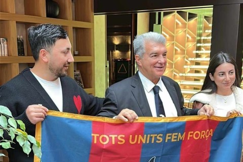 "Barselona"nın prezidenti Bakıda fanklub üzvləri ilə görüşüb - FOTO - VİDEO