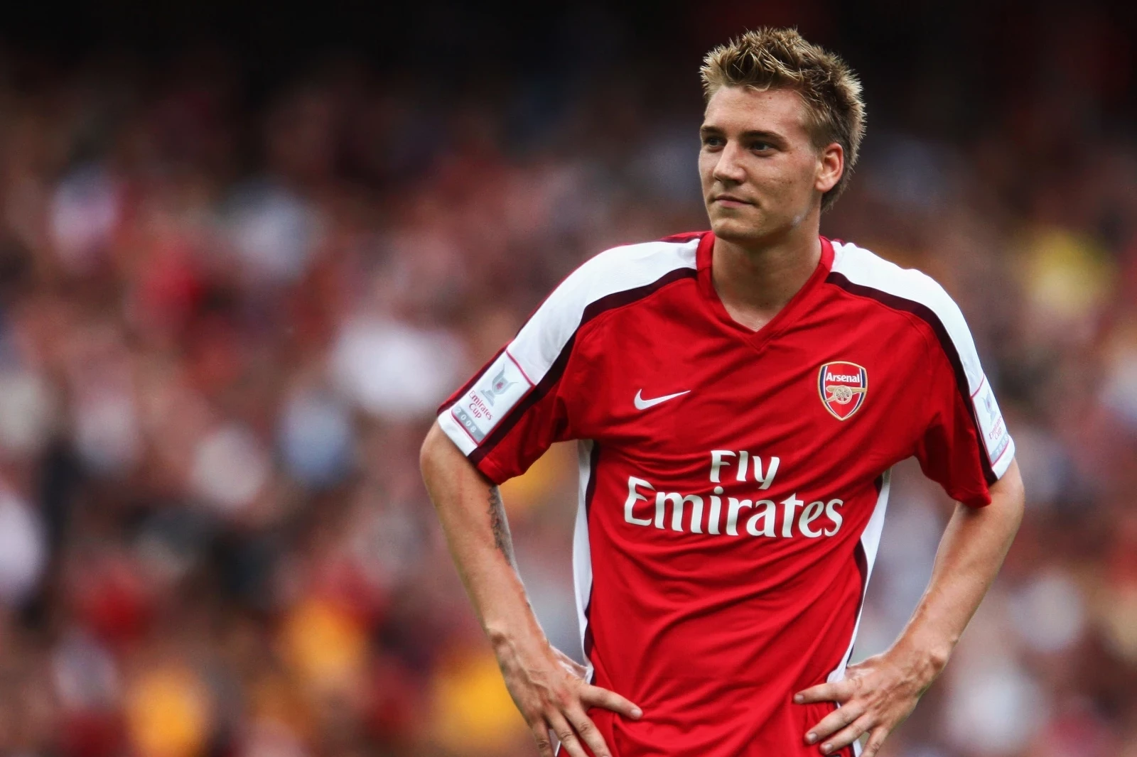 "Arsenal"ın keçmiş futbolçusuna bıçaqla hücum - FOTO
