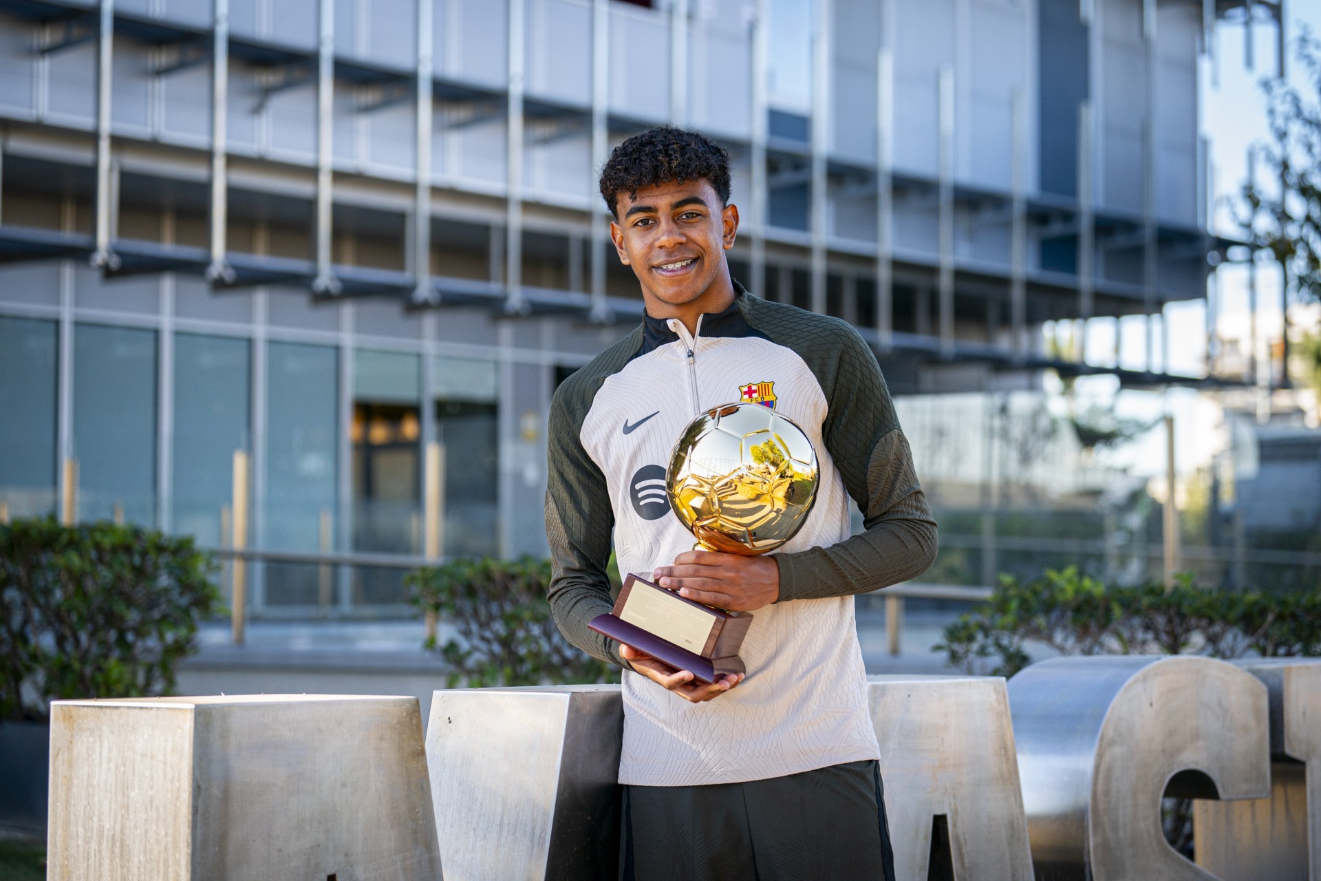 Avropanın "Golden Boy"u - Lamin Yamal