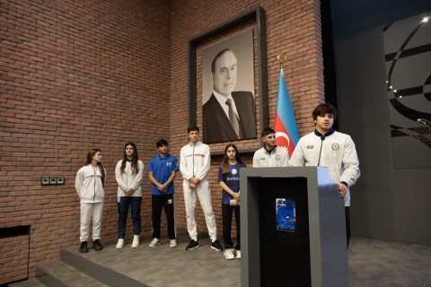 Farid Gayibov honors Azerbaijani athletes for outstanding performances in International Competitions - PHOTO
