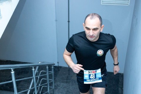 Baku hosts thrilling third vertical running tournament - PHOTO