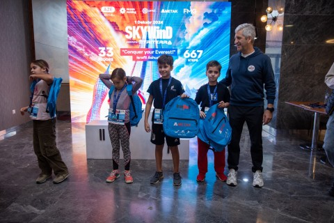 Baku hosts thrilling third vertical running tournament - PHOTO