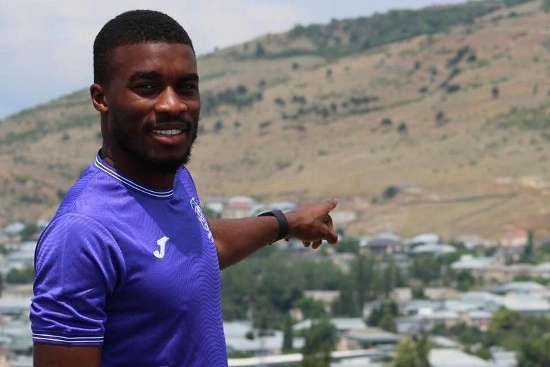 "Шамахы" расстанется с Бентеке