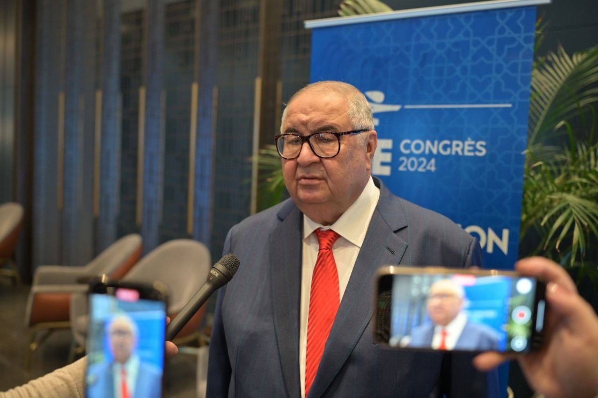 Alisher Usmanov steps down as President of the International Fencing Federation
