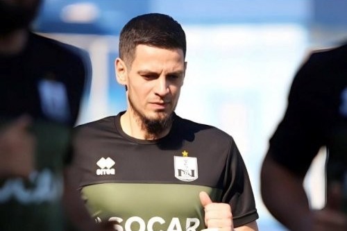 “Neftçi”nin qapıçısı: "Azarkeşlər və yaşıl meydan üçün darıxmışdım" - FOTO
