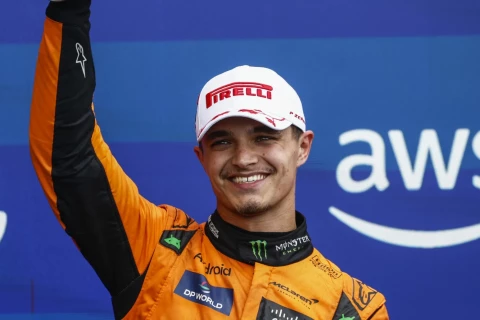 Ландо Норрис выиграл последнюю гонку сезона