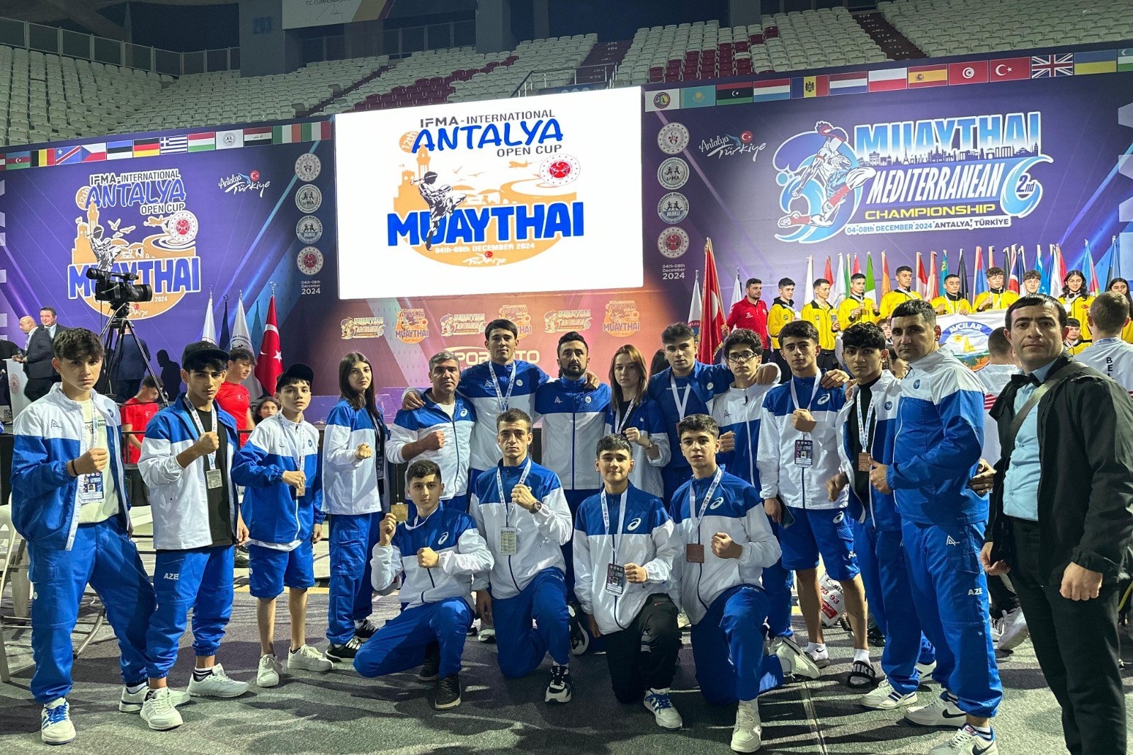 Millimiz beynəlxalq yarışda 10 medal qazanıb - FOTO