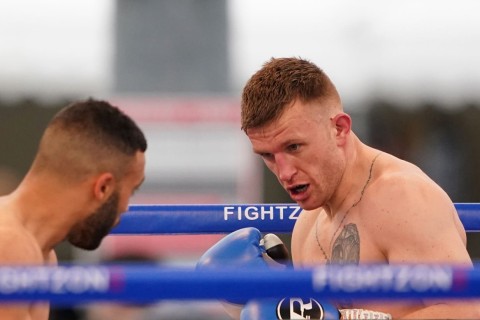 76 döyüşdən 75-də məğlub olan boksçu