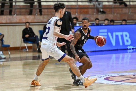 “Neftçi” yenə uduzub, çempion 19 xal fərqi "əridib" - FOTO