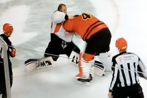 Goalie duel turns violent in ECHL match between Utah Grizzlies and Kansas City Mavericks - VIDEO