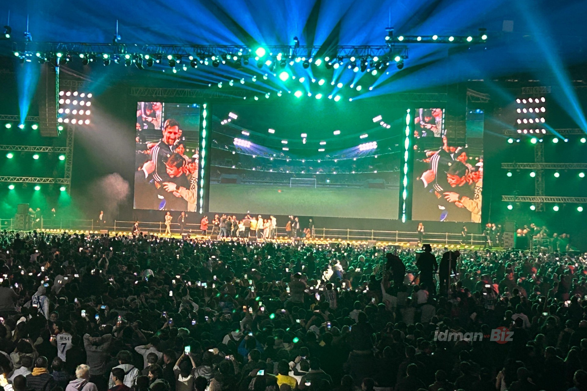 Лионель Месси в Baku Crystal Hall - ФОТО - ВИДЕО