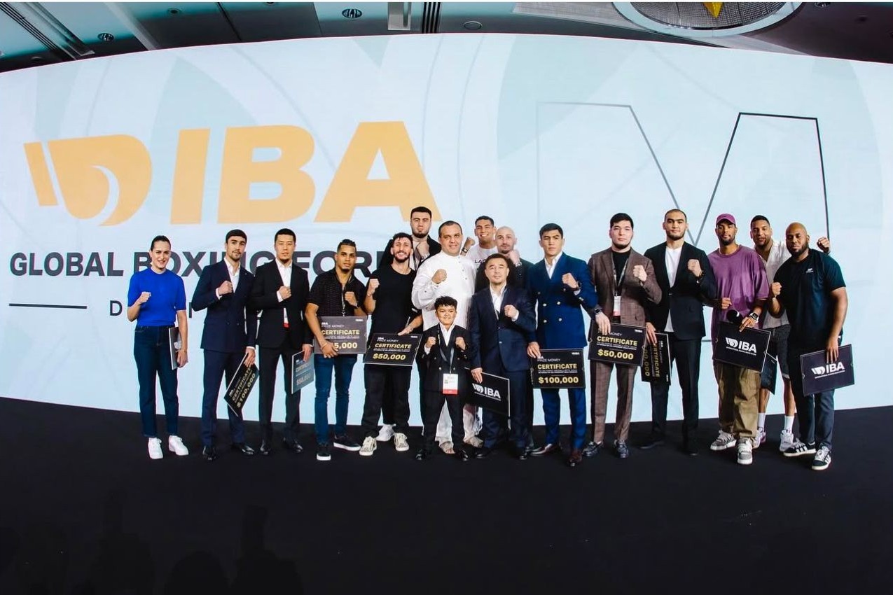 Loren Alfonso awarded at IBA Congress in Dubai - PHOTO