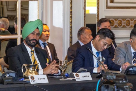 Bahruz Nabiyev proposes global collaboration at FIP Assembly - PHOTO