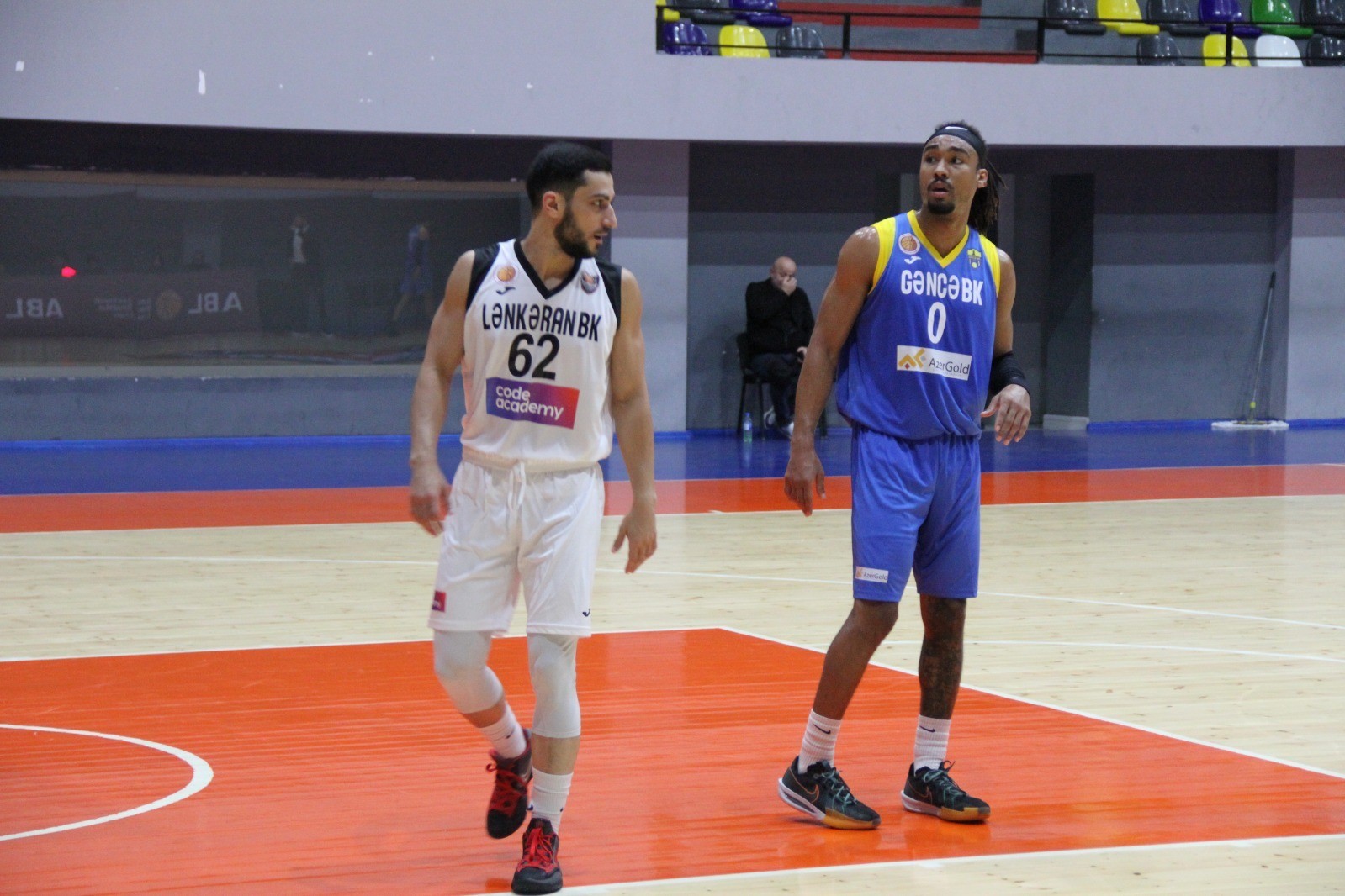 “Lənkəran”ın burnu qırılan basketbolçusu: “Məşqçi işi lazımdır”