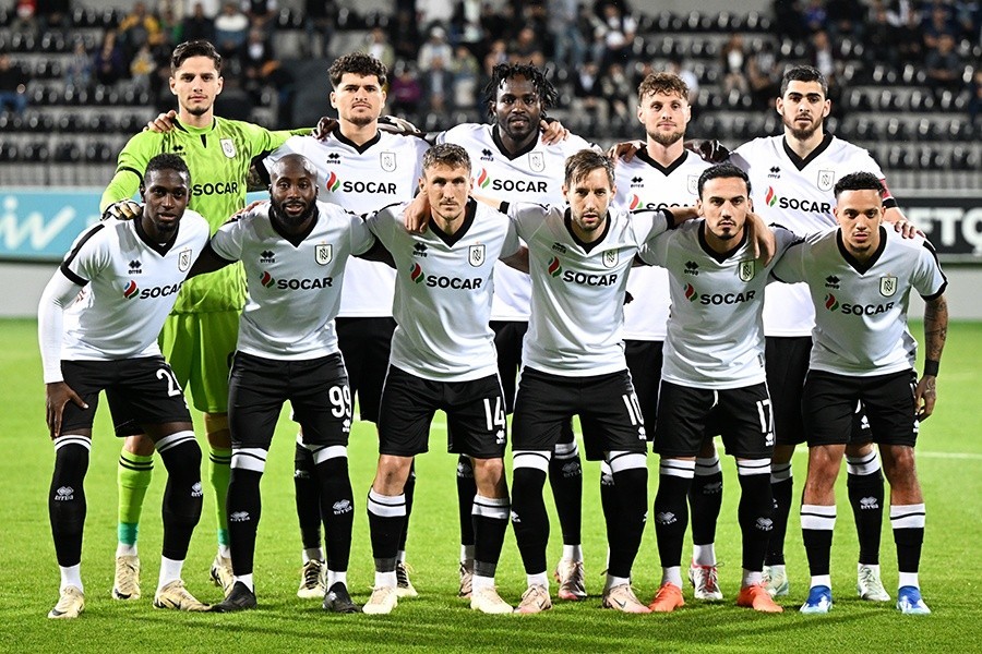 “Neftçi” 100-cü qola doğru