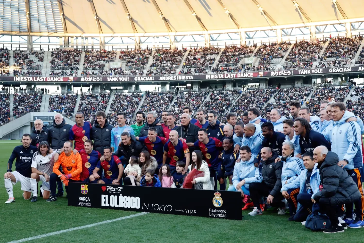 Əfsanələr İnyesta üçün vida matçında - VİDEO