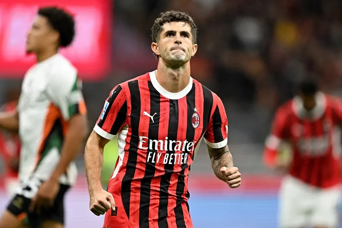 "Milan" amerikalı futbolçu ilə müqaviləni artıracaq