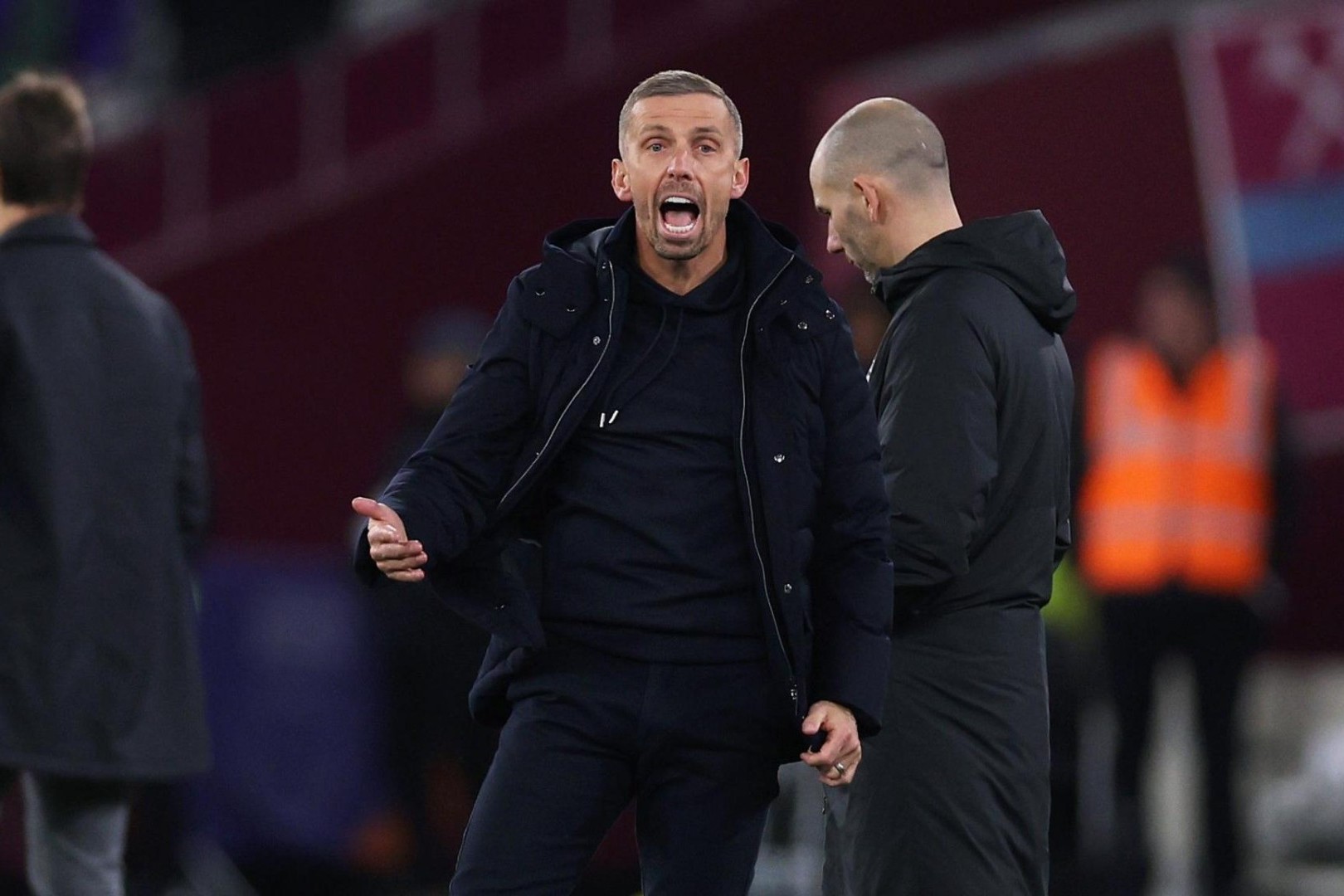 Ötən həftəsonu məşqçi istefaları