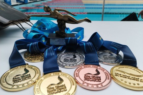 Azerbaijani swimmer Egor Maynitskiy shines in Abu Dhabi with 7 medals - PHOTO
