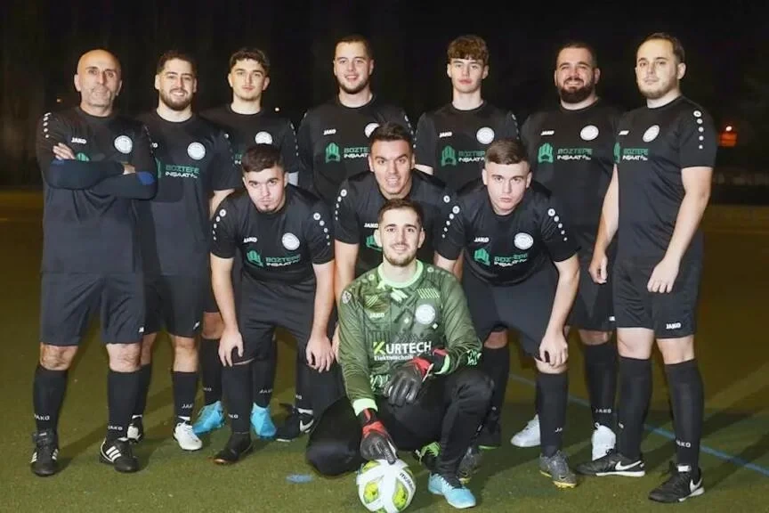 Klub oyuna eyni soyadlı 11 futbolçu ilə çıxıb - FOTO
