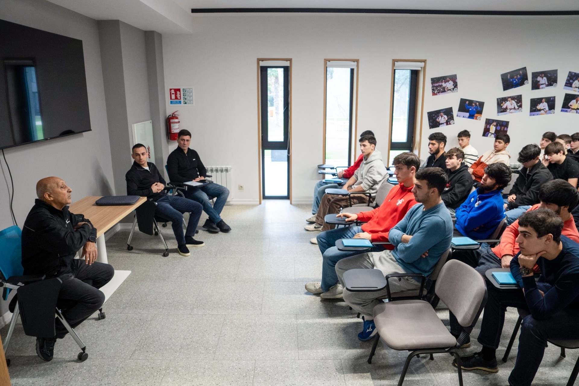 Mike Callan leads judo coaching lessons for Azerbaijan Sports Academy students – PHOTO