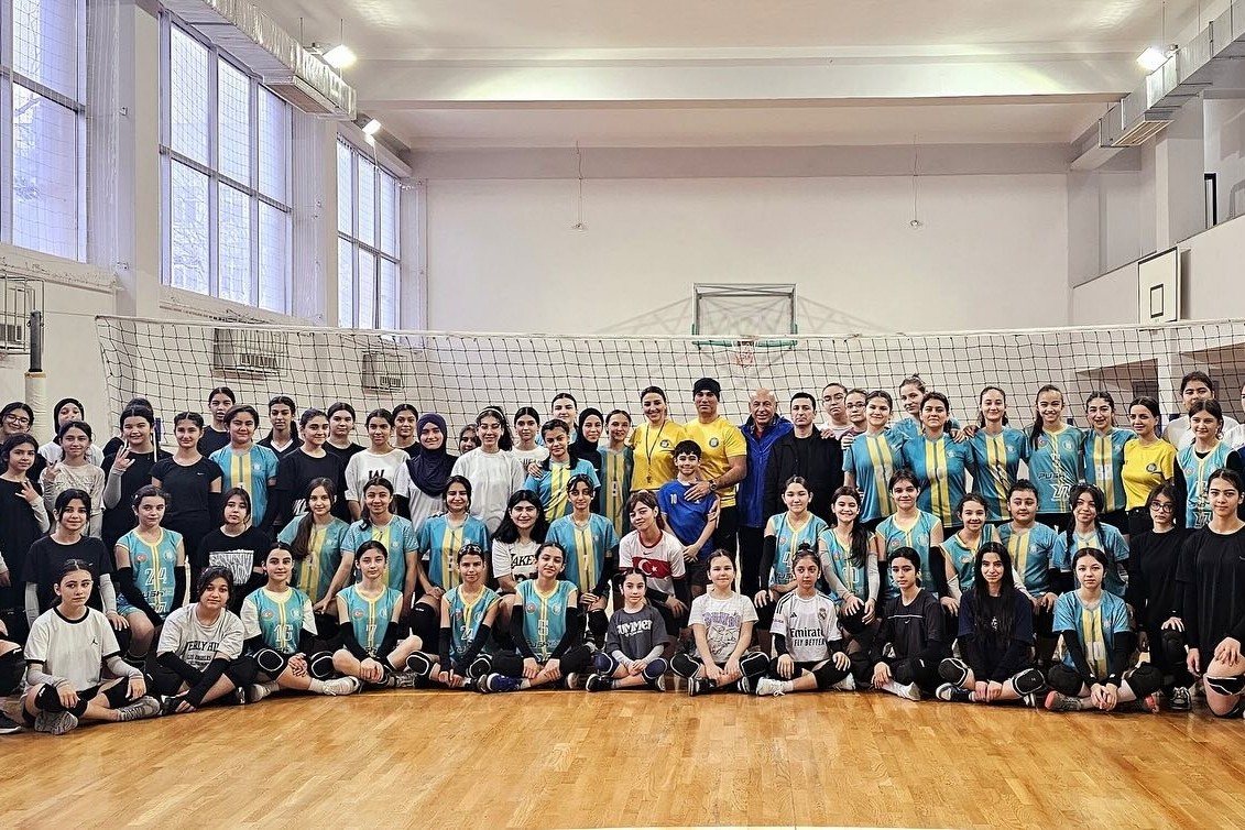 Voleybol Federasiyası “İstanbul Bakı”dan seçim edib
