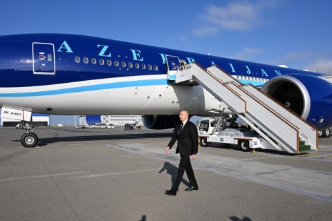 President Ilham Aliyev held meeting on plane crash - PHOTO