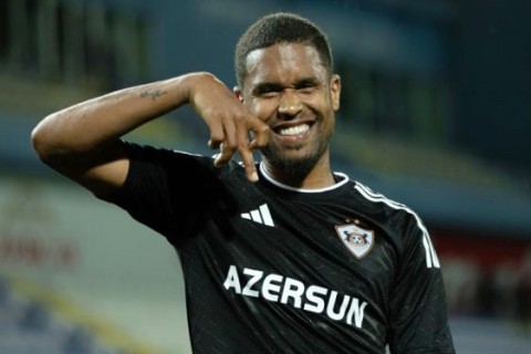 Андраде: "Я получаю удовольствие от игр против "Сабаха"