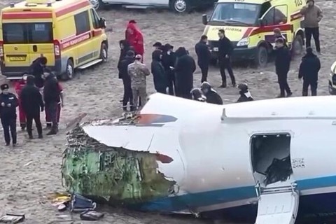 Təyyarə qəzasında vəfat edən sərnişinlərin və ekipaj üzvlərinin SİYAHISI