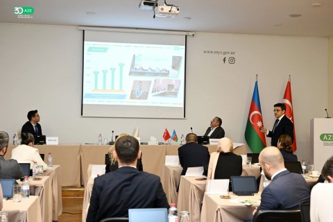 Türkiyəli qonaqlar Bakıda idman qurğularında - FOTO