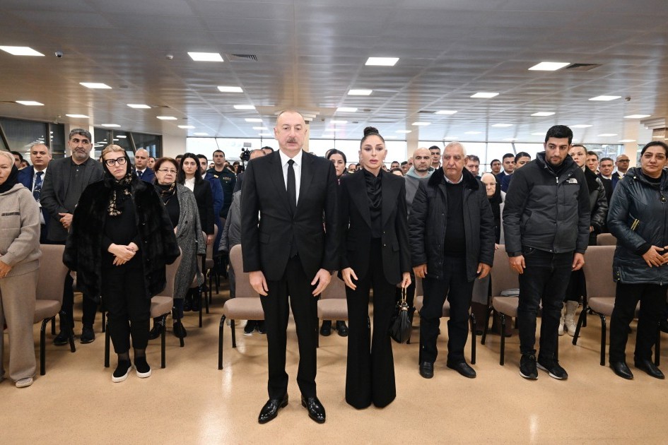 President Ilham Aliyev, First Lady Mehriban Aliyeva attend farewell ceremony for AZAL plane crash crew - PHOTO