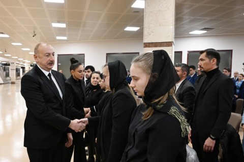 President Ilham Aliyev, First Lady Mehriban Aliyeva attend farewell ceremony for AZAL plane crash crew - PHOTO