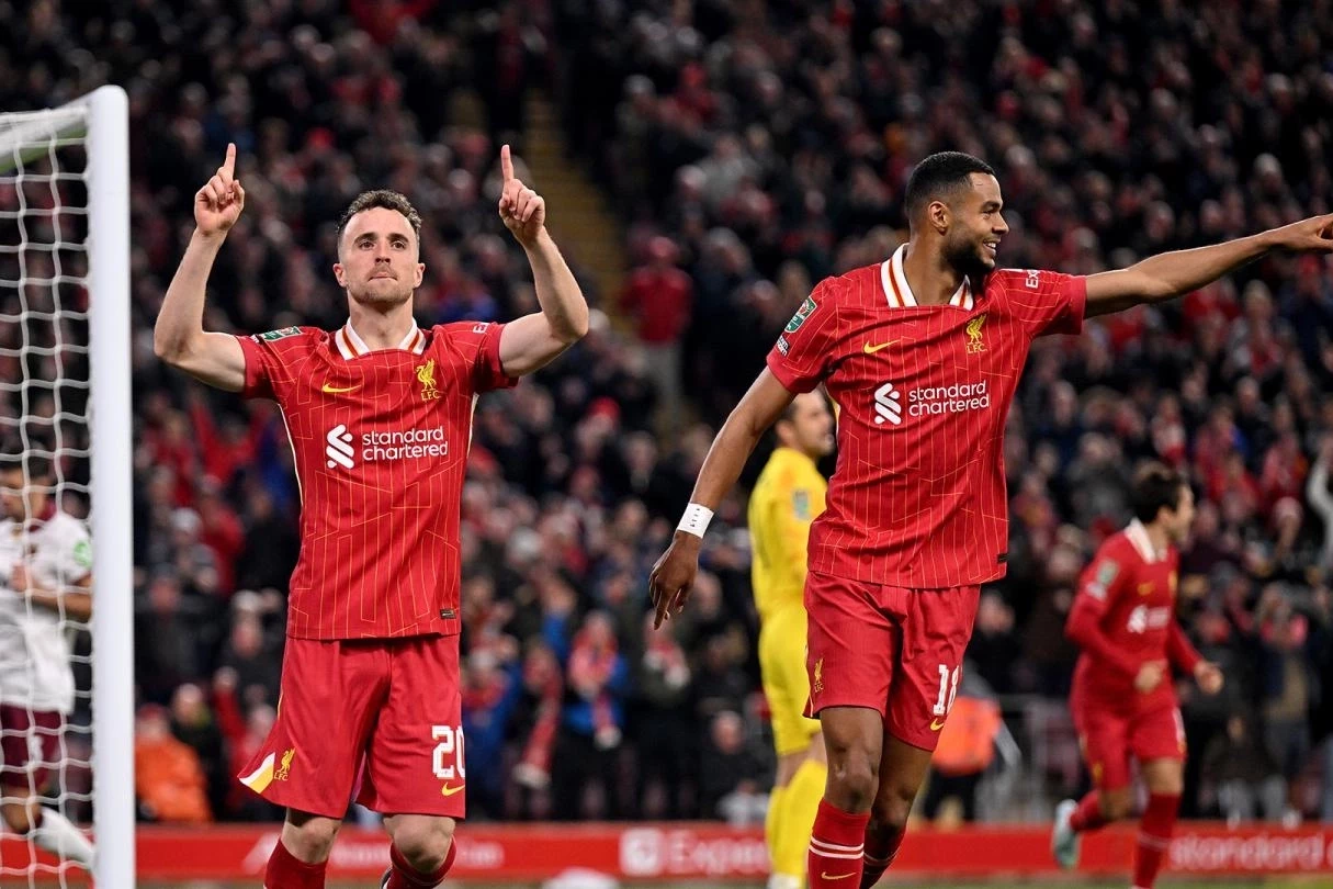 Liverpool extend unbeaten streak to 23 matches