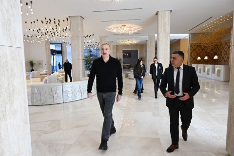 President Ilham Aliyev reviews works at “Lakeside” Hotel and Ski Club construction within Shahdag Tourism Complex - PHOTO