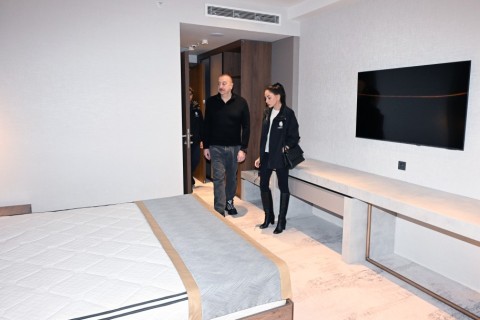President Ilham Aliyev reviews works at “Lakeside” Hotel and Ski Club construction within Shahdag Tourism Complex - PHOTO