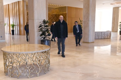President Ilham Aliyev reviews works at “Lakeside” Hotel and Ski Club construction within Shahdag Tourism Complex - PHOTO