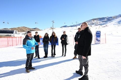 President Ilham Aliyev reviews works at “Lakeside” Hotel and Ski Club construction within Shahdag Tourism Complex - PHOTO