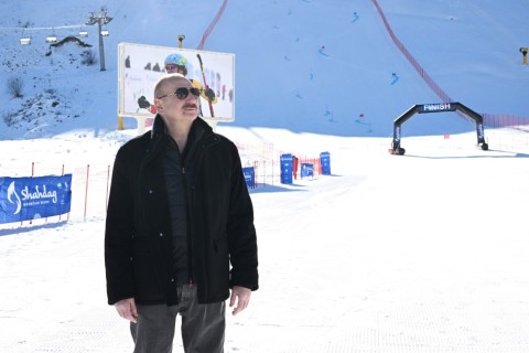 President Ilham Aliyev reviews works at “Lakeside” Hotel and Ski Club construction within Shahdag Tourism Complex - PHOTO