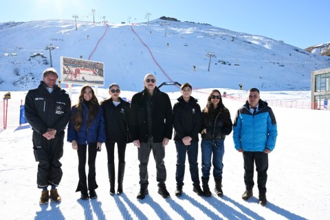 President Ilham Aliyev reviews works at “Lakeside” Hotel and Ski Club construction within Shahdag Tourism Complex - PHOTO