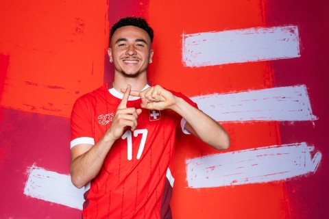 Sevilla's 5.5-year contract plan for Ruben Vargas transfer