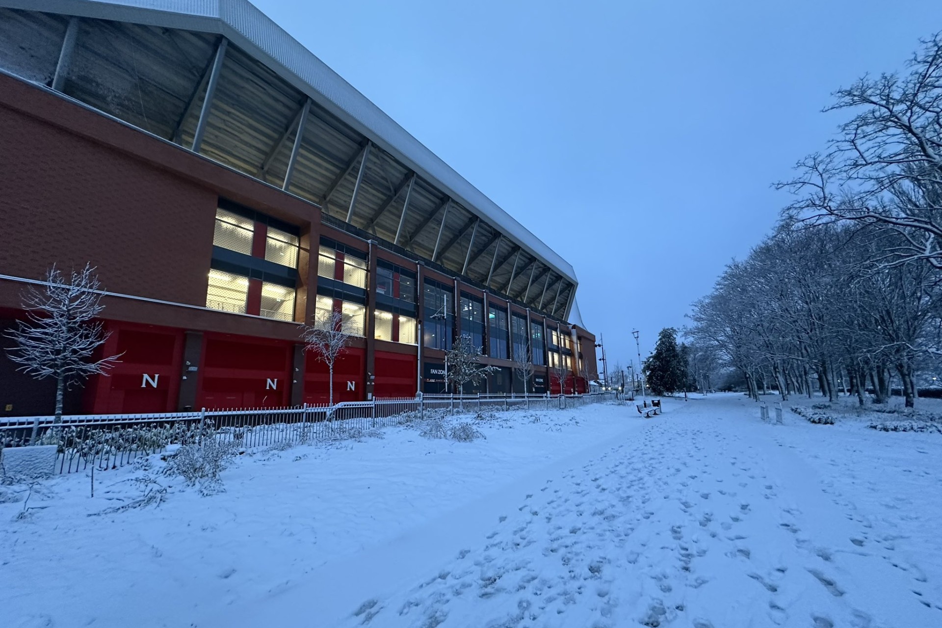 Liverpool - Manchester United match may be postponed