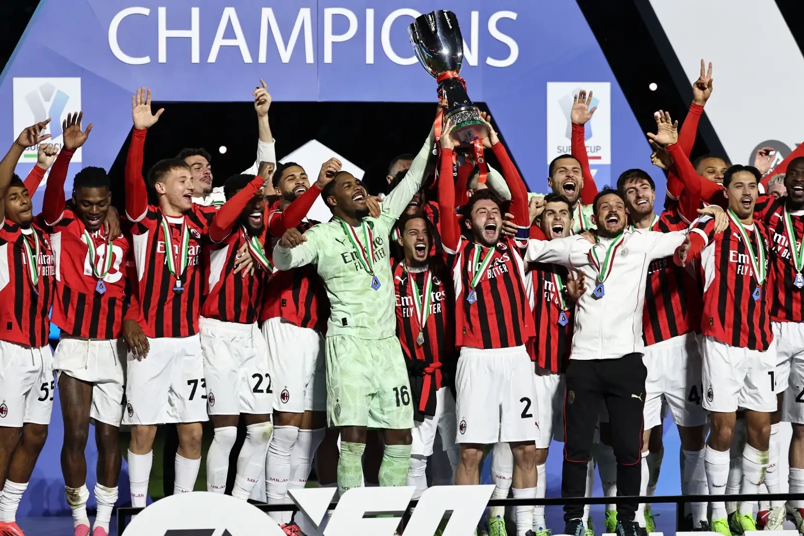Milan secure dramatic comeback to win Italian Super Cup in derby thriller - VIDEO