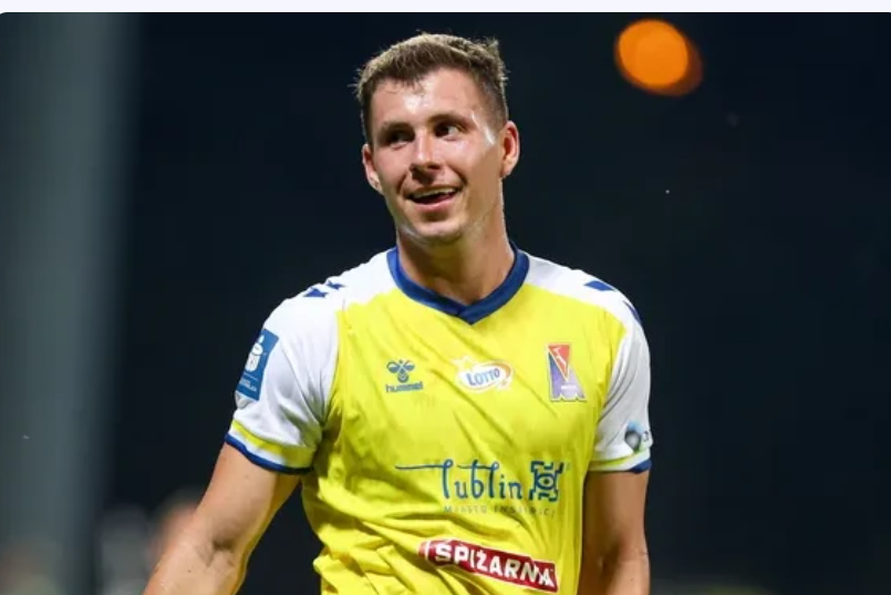 Neftchi is interested in a striker who has played in Italy and Spain