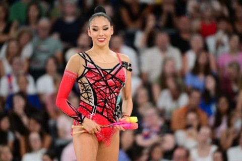 Famous Kazakh gymnast ends her career