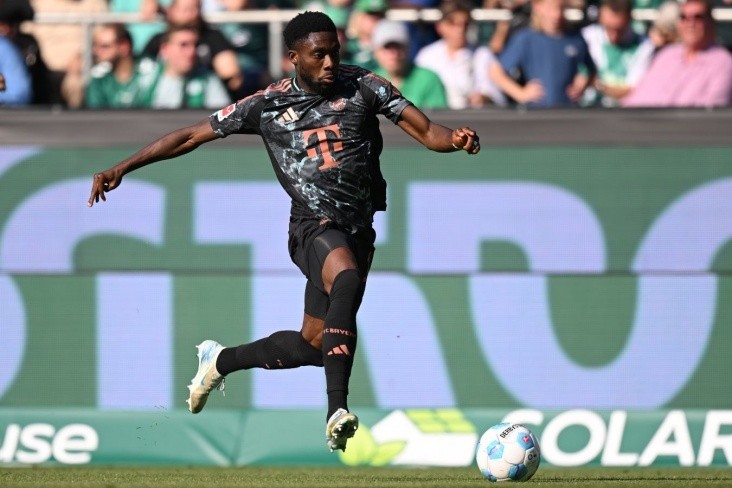Alphonso Davies and Bayern Munich clash over contract terms
