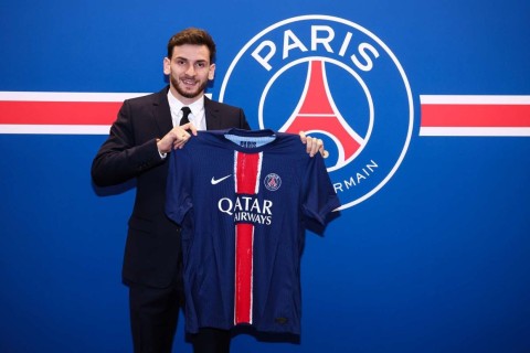 Kvaratskhelia joins PSG - OFFICIAL